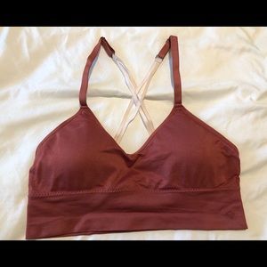 Danskin lightly padded support sports bra